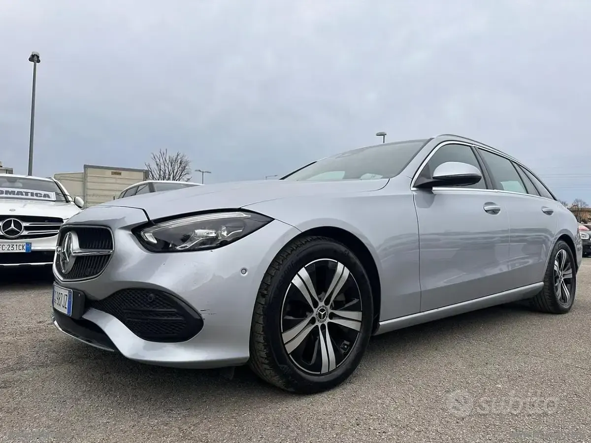 Usata Mercedes C200 Business 163 CV (119 kW) 2022 Argento Station wagon