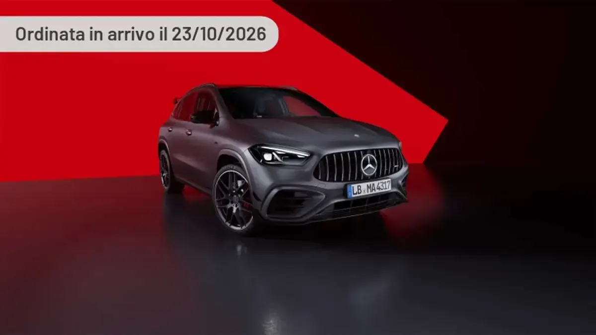 Usado Mercedes GLA45 AMG AMG Line Premium Plus 421 CV (309 kW) 2023 Plateado SUV