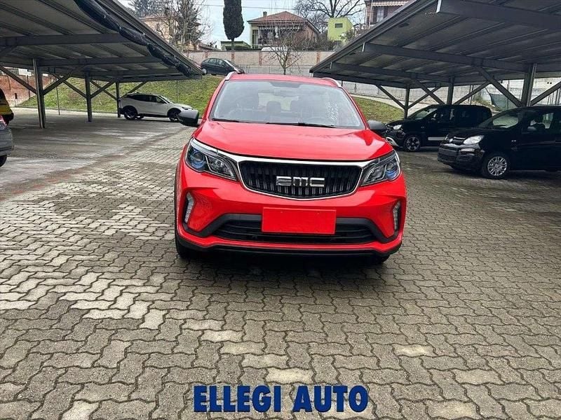 Nuova EMC QUATTRO 103 CV (75 kW) 2026 Rosso SUV