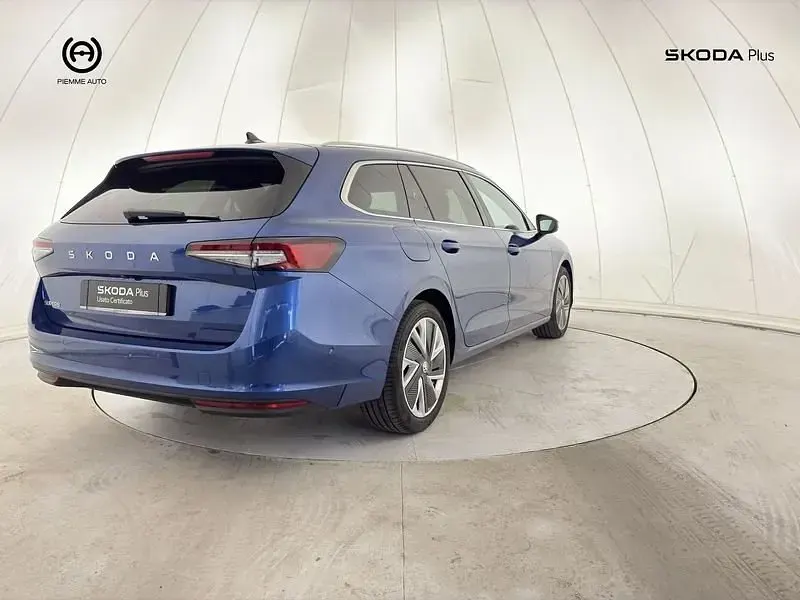 Usata Skoda Superb Style 150 CV (110 kW) 2025 Blu Station wagon