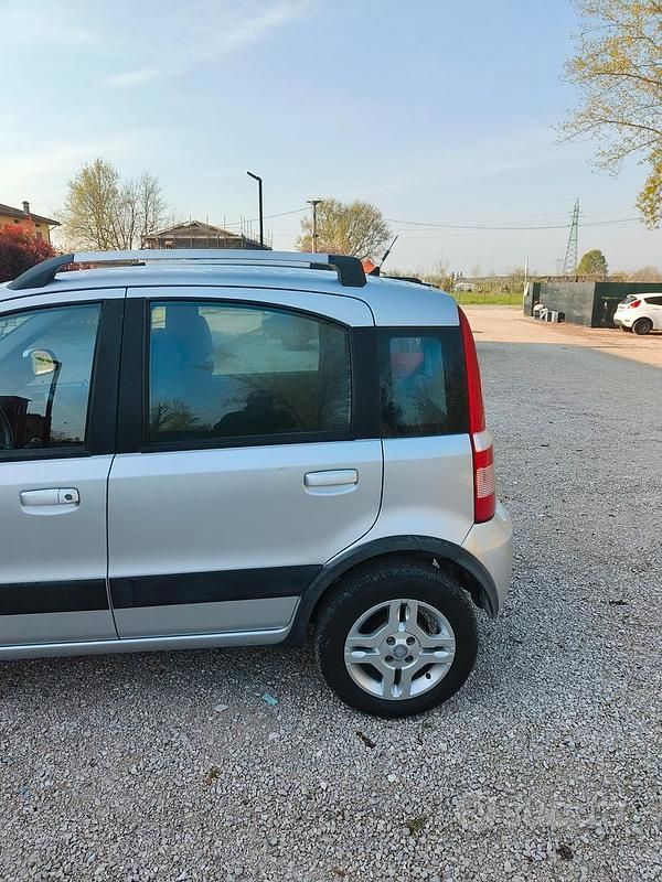 Usata Fiat Panda 77 CV (56 kW) 2010 Grigio Utilitaria