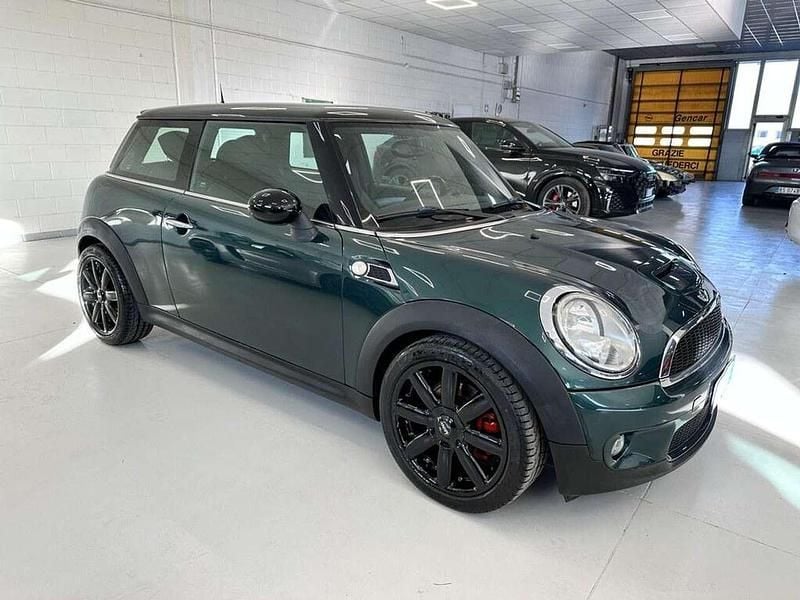 Usata Mini Cooper S 174 CV (127 kW) 2010 Verde Utilitaria