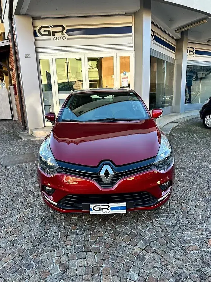 Usata Renault Clio IV Zen 75 CV (55 kW) 2017 Rosso Berlina