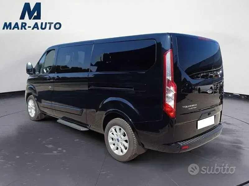 Usata Ford Tourneo Titanium 170 CV (125 kW) 2019 Nero Monovolume