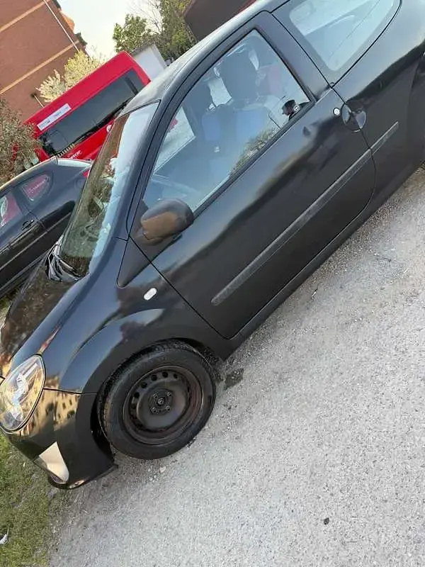 Usata Renault Twingo Privilege 58 CV (42 kW) 2010 Utilitaria