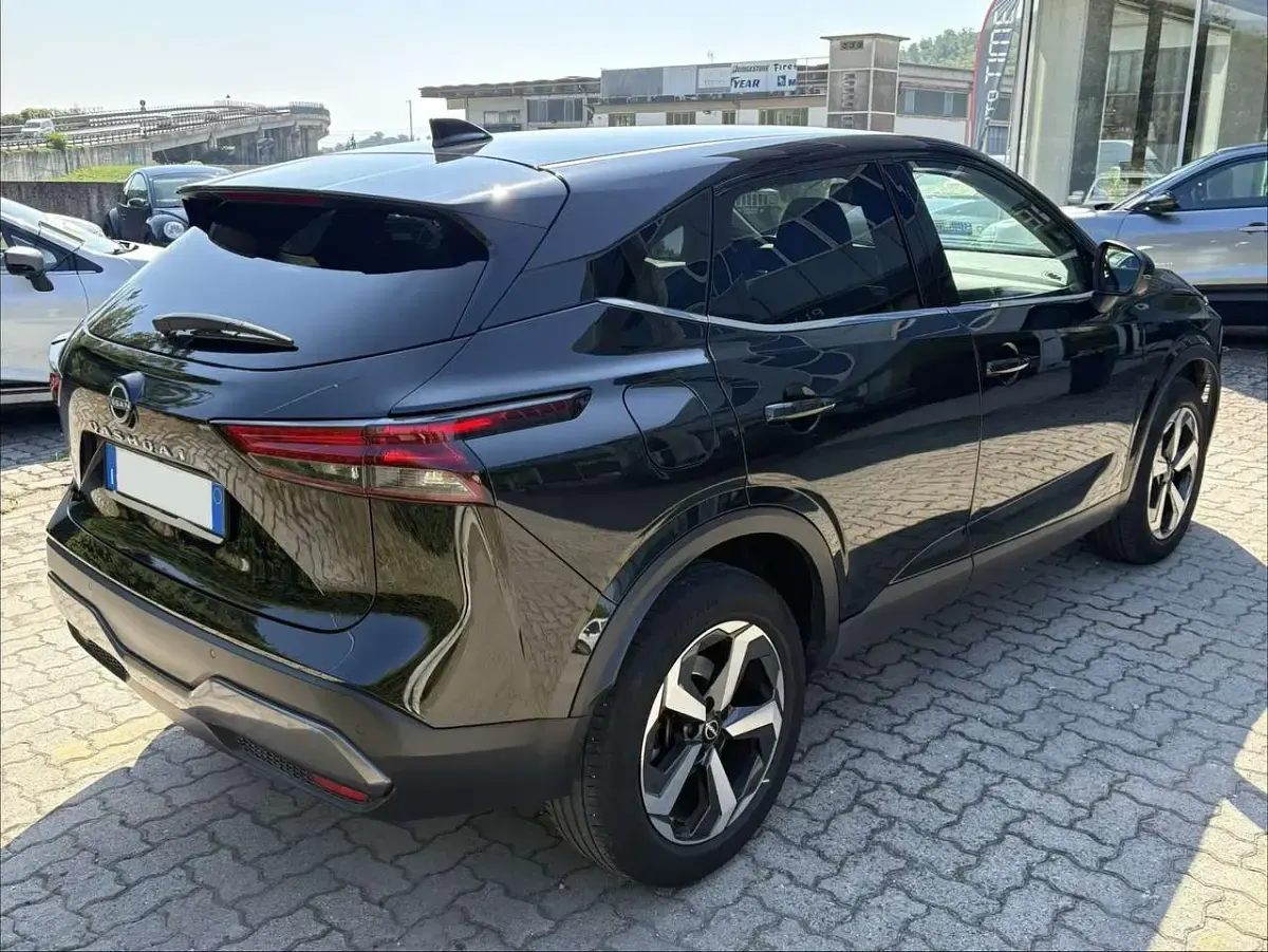 Usata Nissan Qashqai N-Connecta 140 CV (102 kW) 2023 Nero SUV