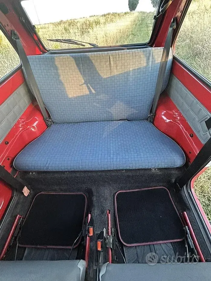 Usata Fiat 750 34 CV (25 kW) 1990 Rosso Berlina