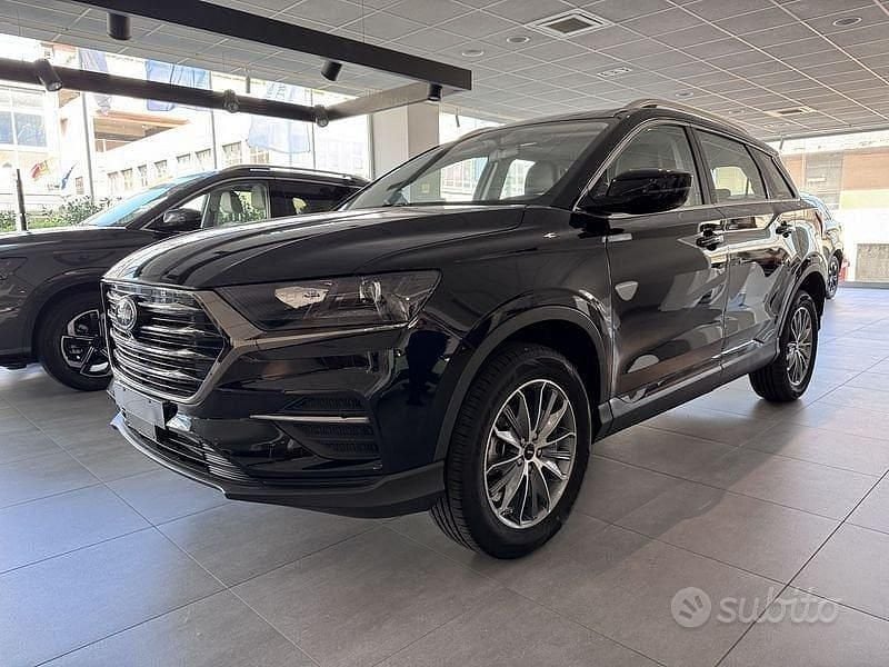 Nuova SWM G01 139 CV (102 kW) 2025 Grigio SUV