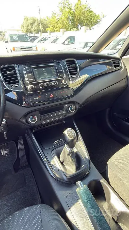 Usata Kia Carens 115 CV (84 kW) 2015 Nero Monovolume