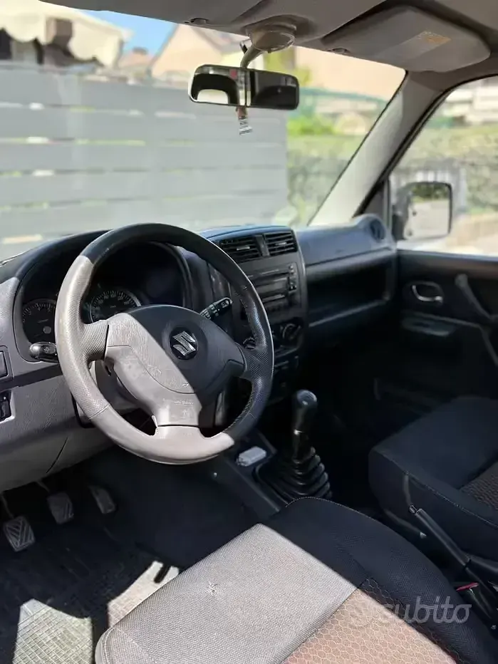 Usata Suzuki Jimny 2009 Nero SUV