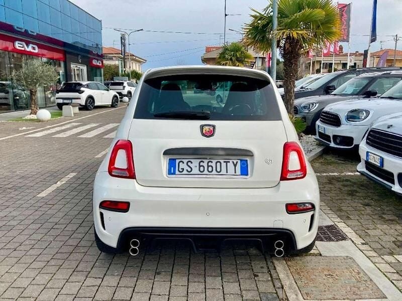 Usata Abarth 695 179 CV (131 kW) 2024 Bianco Utilitaria