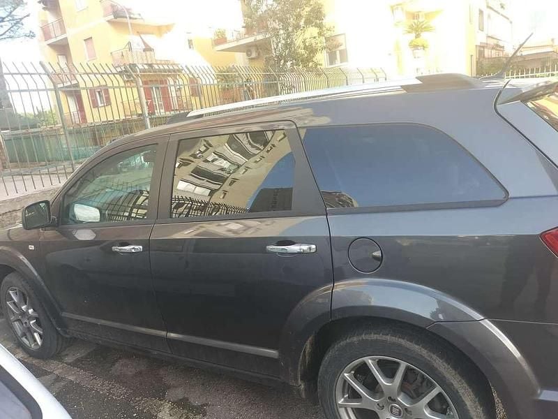 Usata Fiat Freemont Lounge 170 CV (125 kW) 2014 Marrone SUV