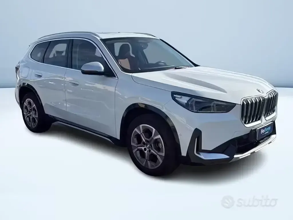 Usata BMW X1 xLine 150 CV (110 kW) 2024 Bianco pastello SUV