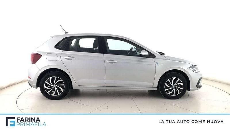 Usata VW Polo Life 80 CV (58 kW) 2023 Grigio chiaro Berlina