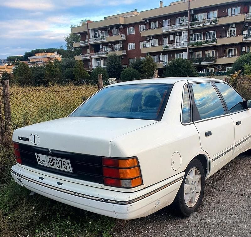 Usata Ford Scorpio 107 CV (78 kW) 1990 Bianco Berlina