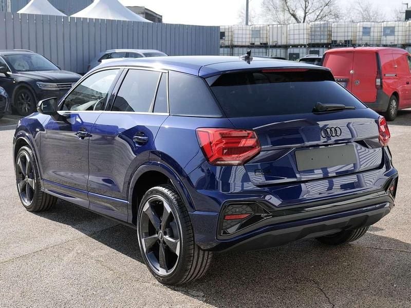 Nuova Audi Q2 Ambiente 150 CV (110 kW) 2026 Blu/azzurro SUV
