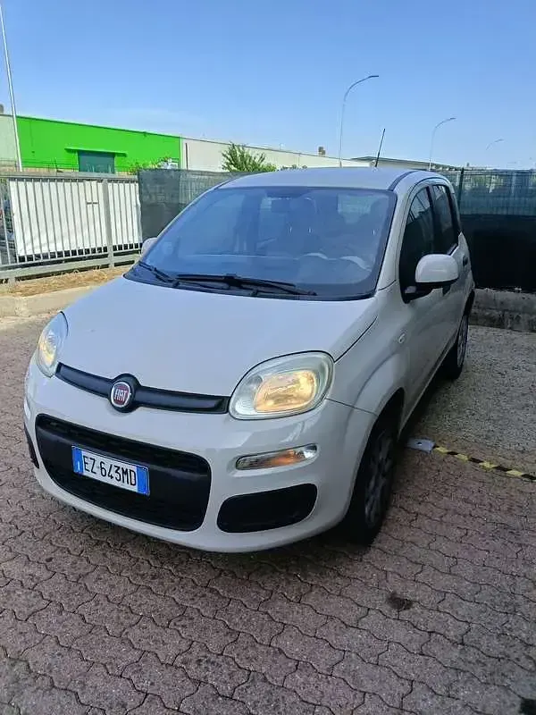 Usata Fiat Panda Lounge 80 CV (58 kW) 2015 Utilitaria