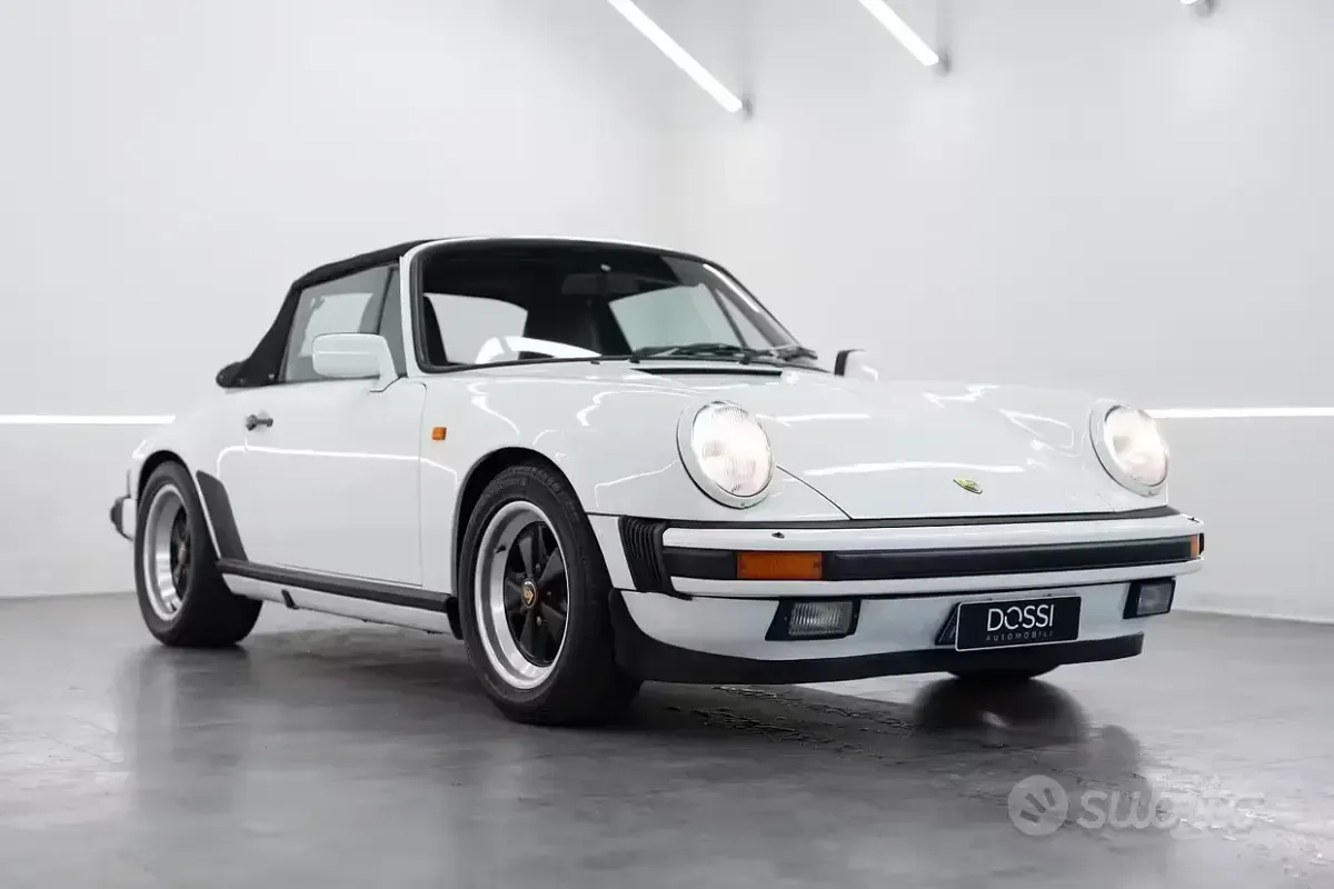 Usata Porsche 911 Carrera Cabriolet 231 CV (169 kW) 1985 Bianco Cabrio