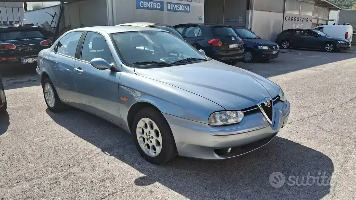 Usata Alfa Romeo 156 Progression 116 CV (85 kW) 2003 Bluazzurro Berlina
