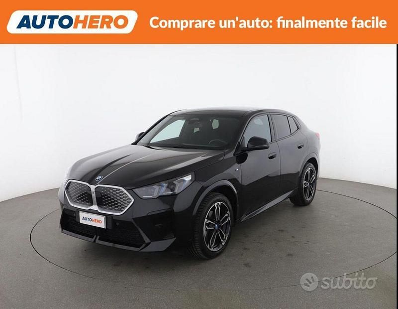 Usata BMW iX2 M Sport 150 kW (204 CV) 2024 Nero SUV