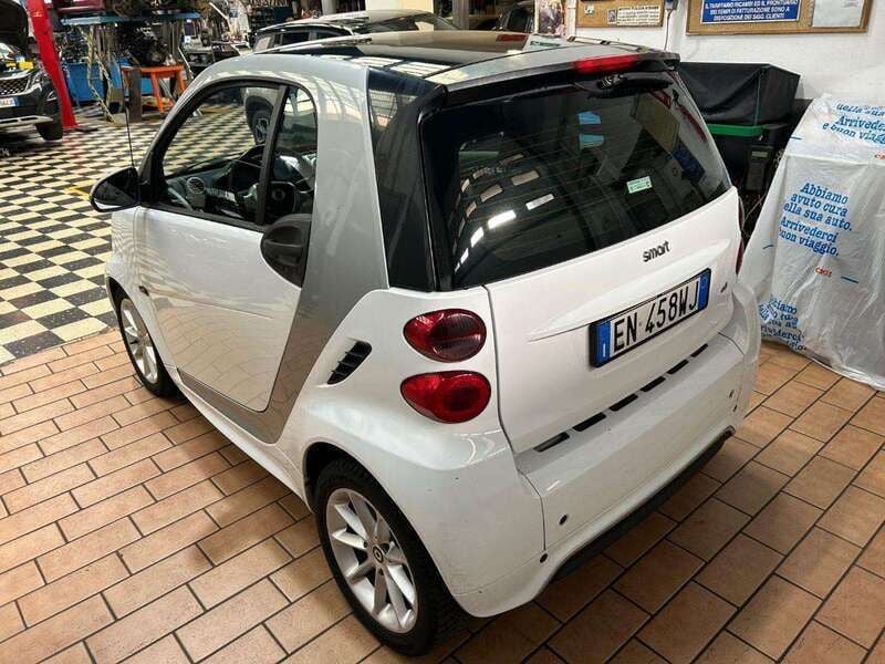 Usata Smart ForTwo Coupé Passion 54 CV (39 kW) 2012 Bianco Coupé
