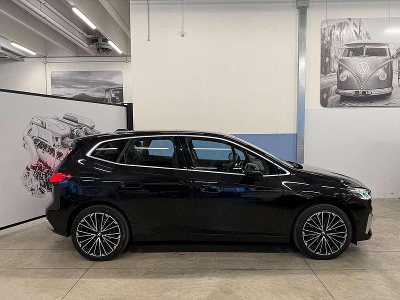 Usata BMW 218 Active Tourer Luxury Line 136 CV (100 kW) 2022 Nero Monovolume