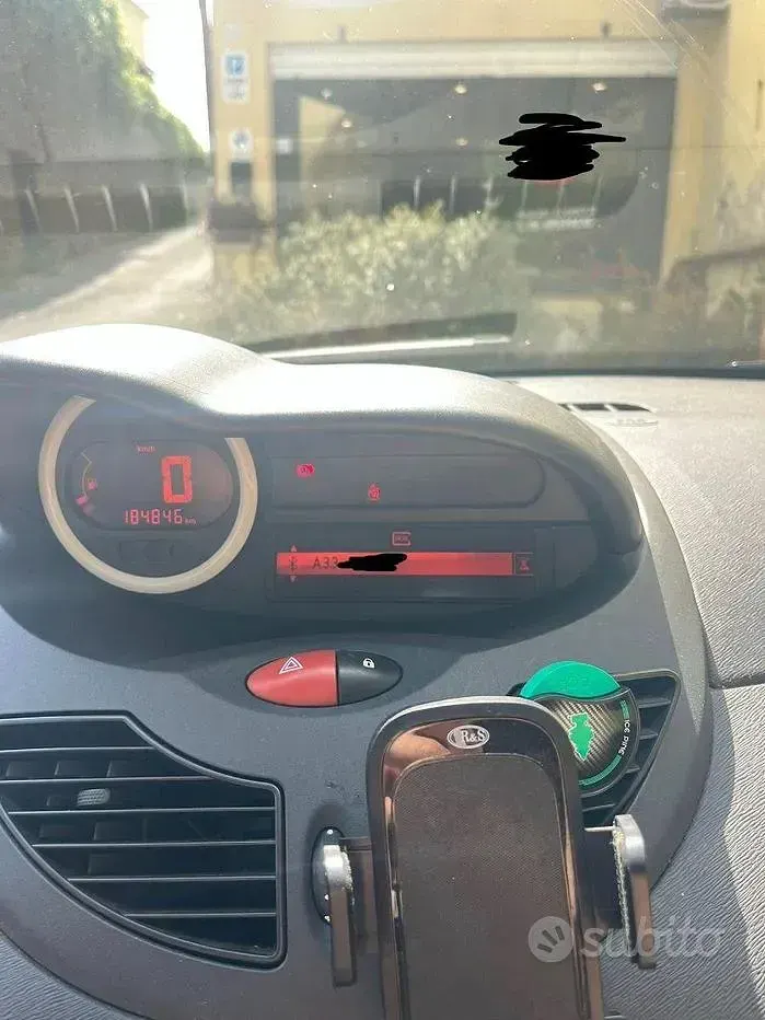 Usata Renault Twingo 75 CV (55 kW) 2011 Bianco Utilitaria
