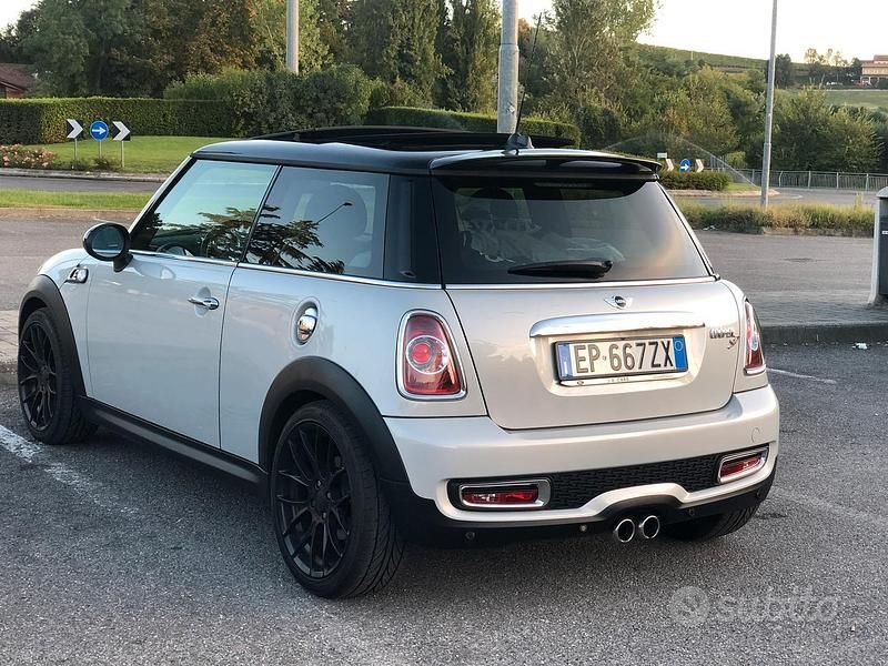 Usata Mini Cooper SD 143 CV (105 kW) 2013 Grigio Utilitaria