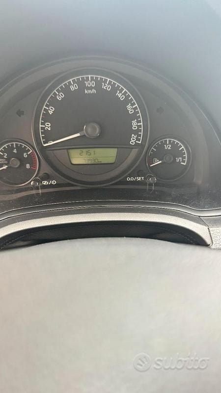 Usata Skoda Citigo 60 CV (44 kW) 2011 Grigio Utilitaria