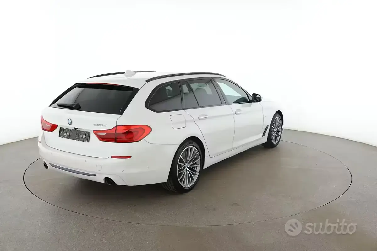 Usata BMW 520 Sport Line 190 CV (139 kW) 2018 Bianco Station wagon
