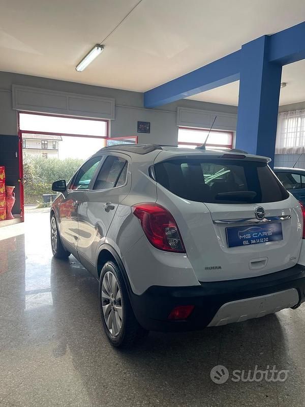 Usata Opel Mokka 140 CV (102 kW) 2016 Bianco SUV