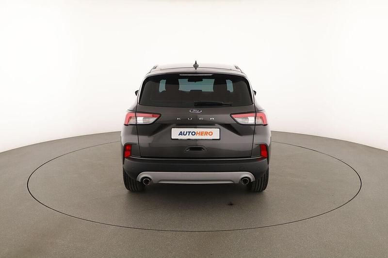 Usata Ford Kuga 120 CV (88 kW) 2021 Grigio SUV