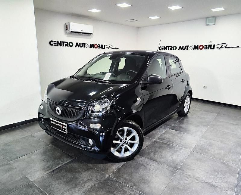 Nero Usata 2019 Smart ForFour Passion Utilitaria | 10.499 € (Buon prezzo) - Immagine 1/4