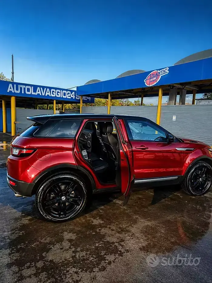 Usata Land Rover Range Rover evoque 150 CV (110 kW) 2015 Rosso SUV