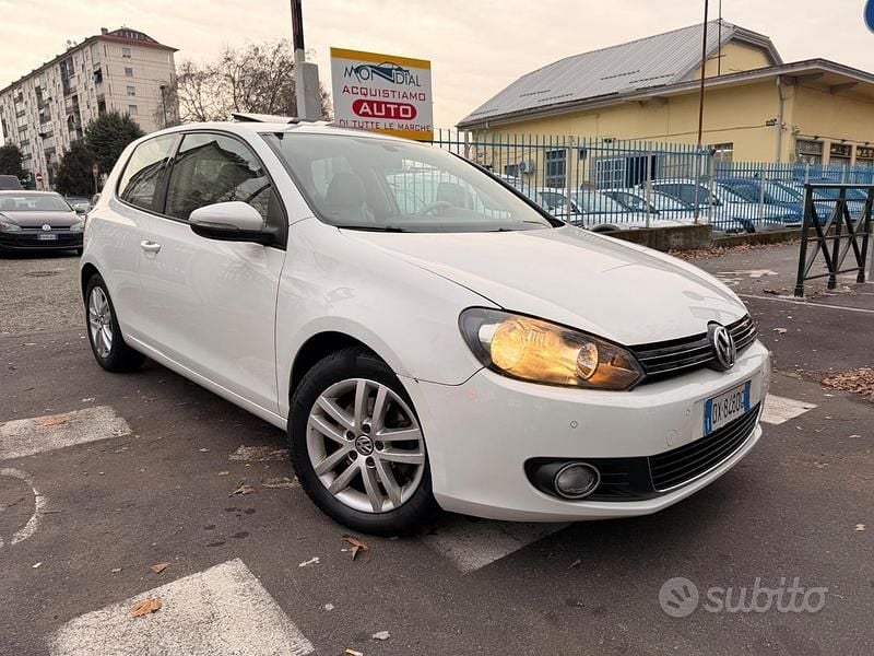 Usata VW Golf VI Highline 122 CV (89 kW) 2009 Bianco Utilitaria