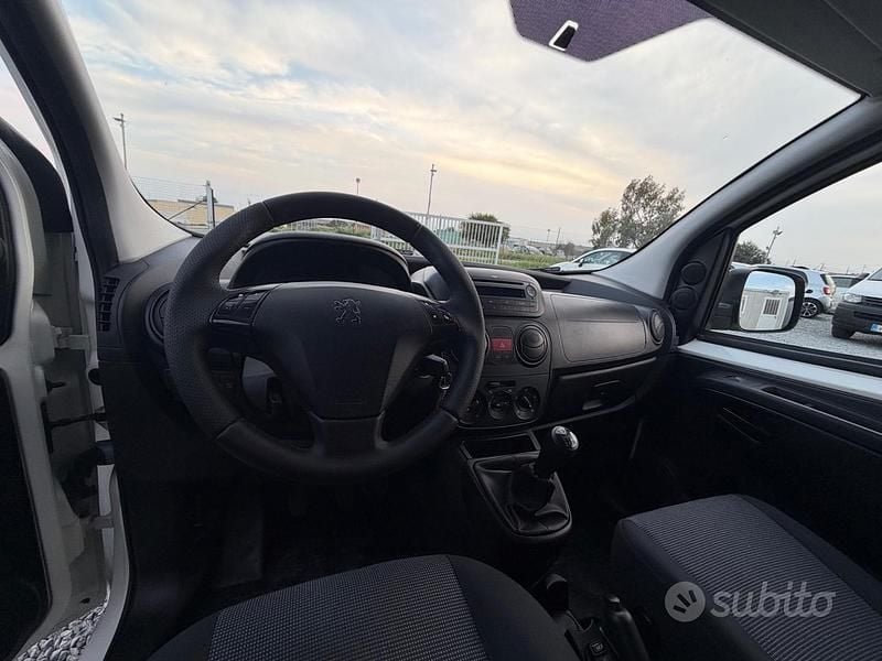 Usata Peugeot Bipper 80 CV (58 kW) 2016 Bianco Monovolume