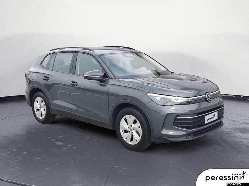 Usata VW Tiguan Life 150 CV (110 kW) 2025 Dolphin grey metallizzato SUV