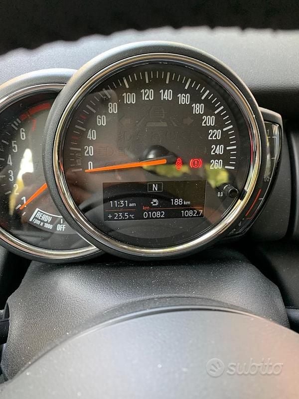 Usata Mini ONE 102 CV (75 kW) 2020 Blu Utilitaria