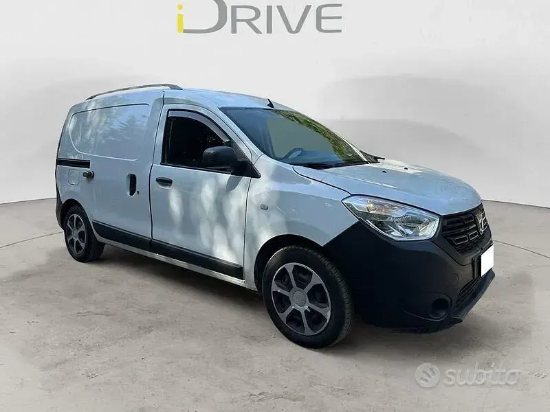 Usata Dacia Dokker 110 CV (80 kW) 2021 Bianco Monovolume
