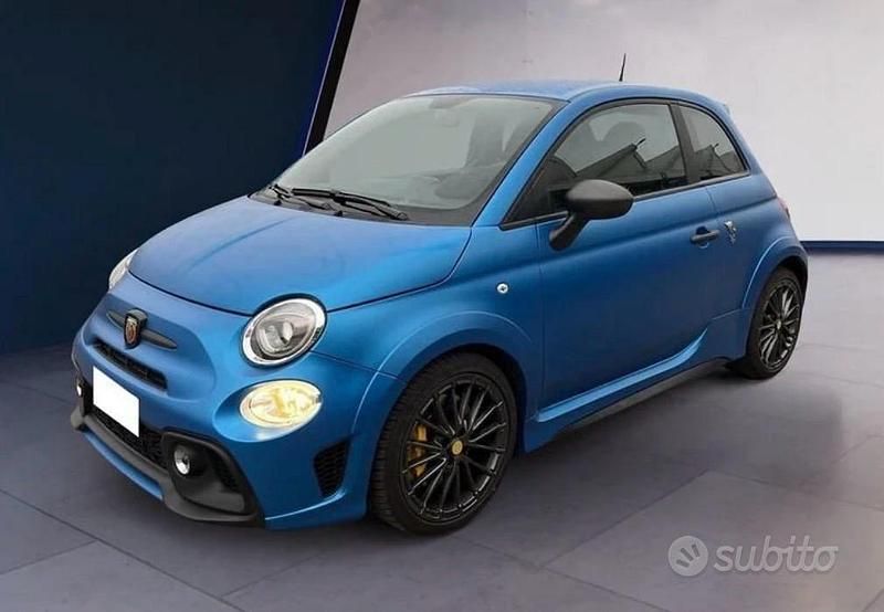 Usata Abarth 500 165 CV (121 kW) 2021 Blu Berlina