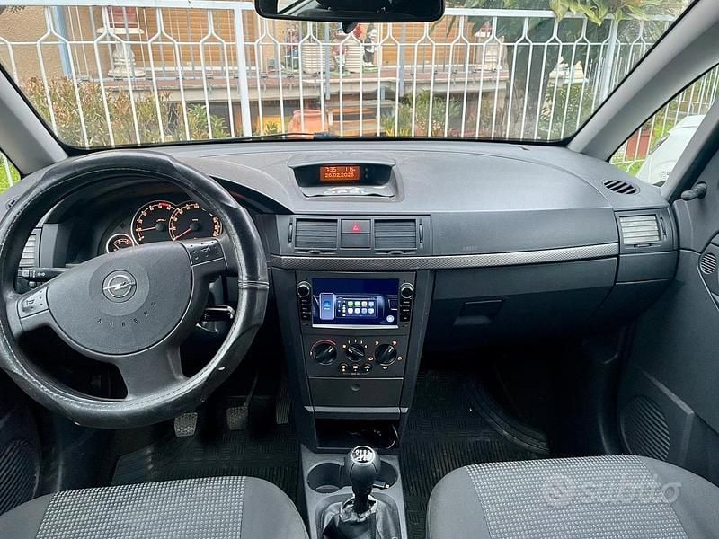 Occasion Opel Meriva 75 ch (55 kW) 2007 Gris Monospace