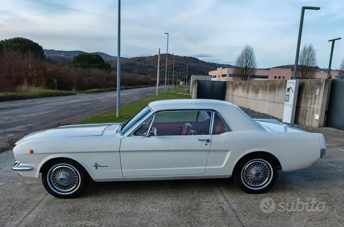Usata Ford Mustang 120 CV (88 kW) 1960 Bianco Coupé