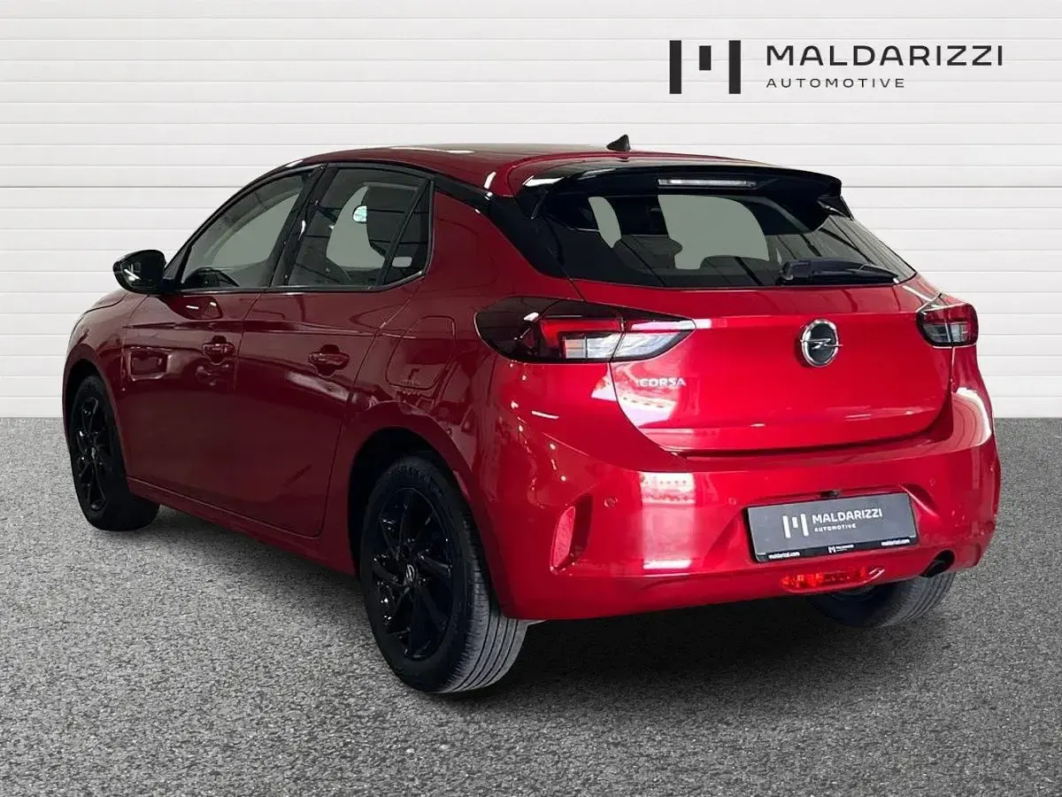 Usata Opel Corsa S 75 CV (55 kW) 2023 Rosso Utilitaria