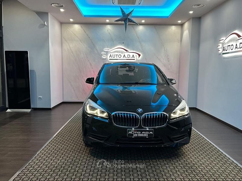 Usata BMW 225 Active Tourer iPerformance 136 CV (100 kW) 2019 Blu/azzurro Monovolume