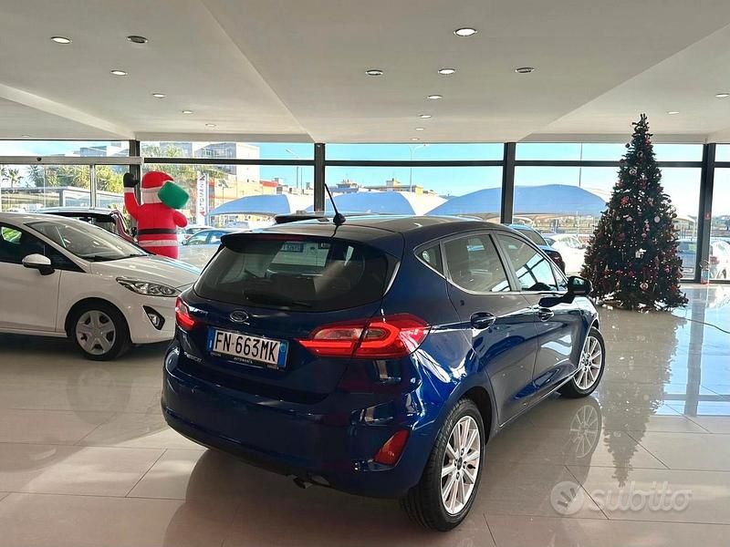 Usata Ford Fiesta Titanium 85 CV (62 kW) 2018 Blu Berlina