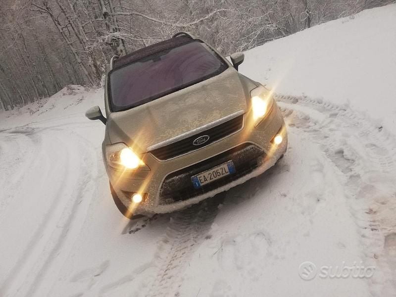 Usata Ford Kuga Titanium 136 CV (100 kW) 2010 Grigio SUV