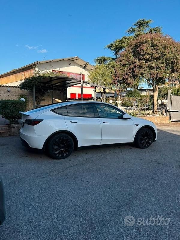 Usado Tesla Model Y 114 kW (155 CV) 2024 SUV