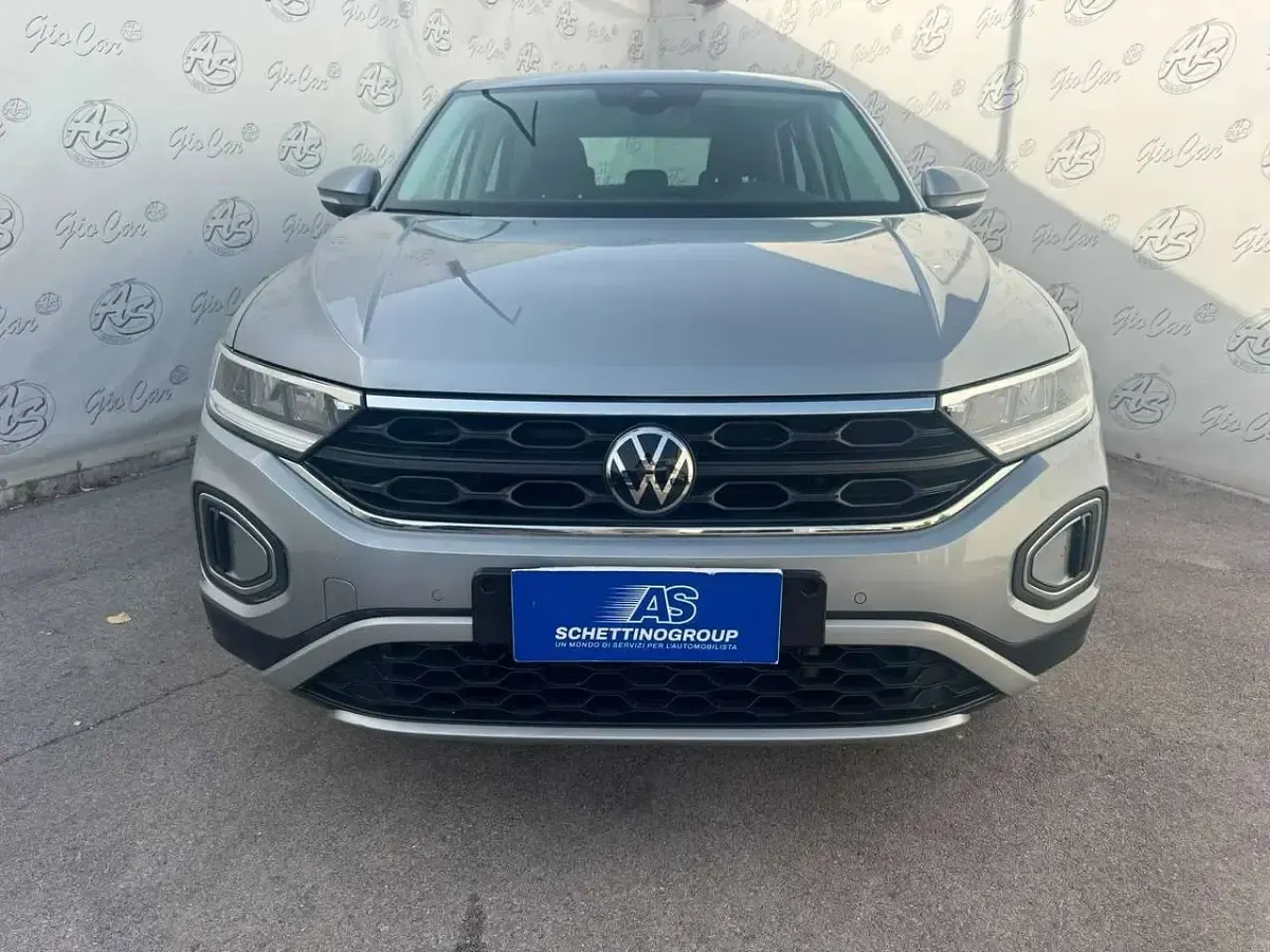 Usata VW T-Roc Style 110 CV (80 kW) 2023 Argento SUV