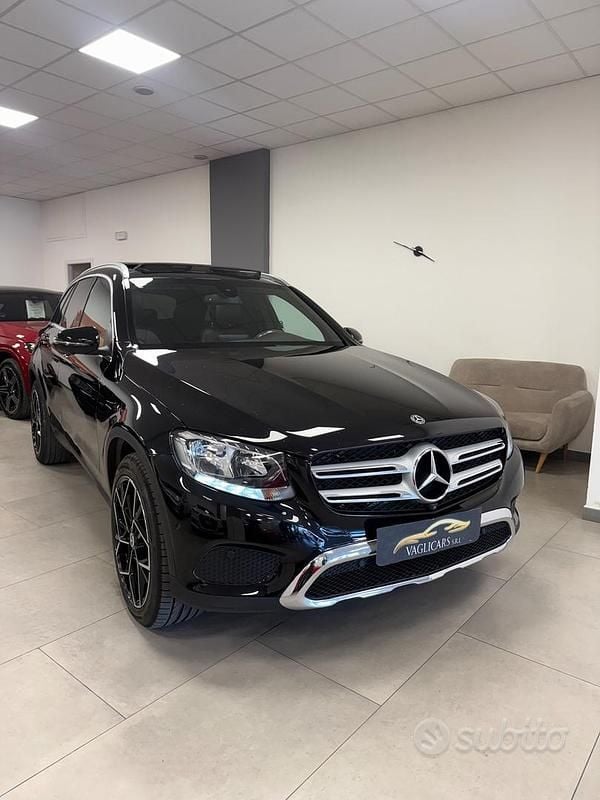Gebraucht Mercedes GLC250 Premium 204 PS (150 kW) 2019 Schwarz SUV