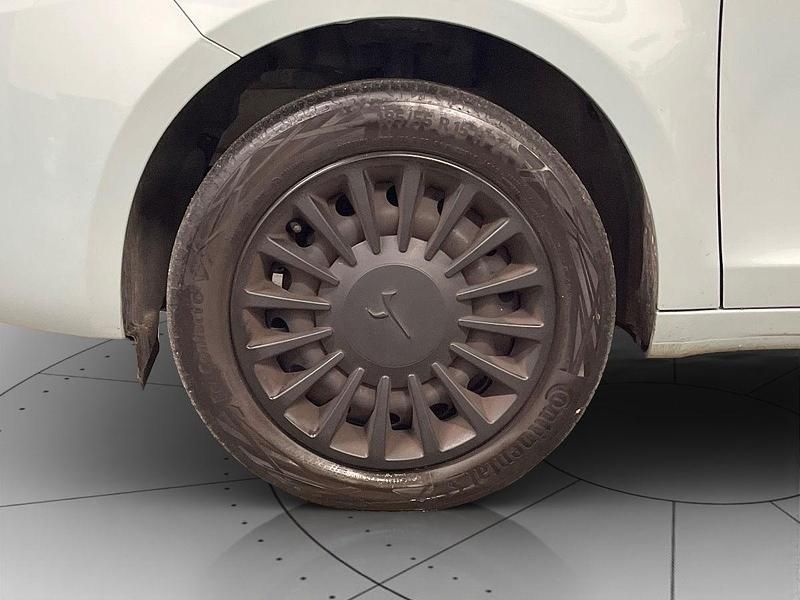 Usata Lancia Ypsilon Silver 70 CV (51 kW) 2023 Verde Utilitaria